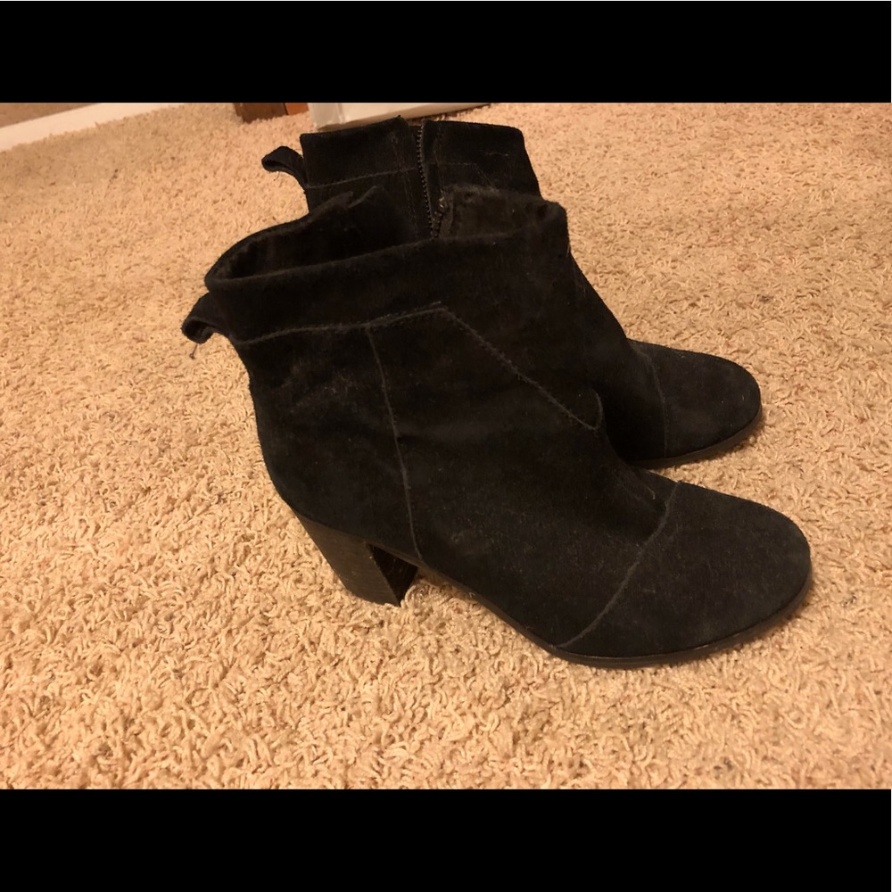 Toms black suede booties